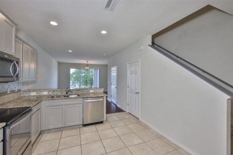 Townhouse in MAGNOLIA PARK in Riverview, Florida 2 bedrooms, 137.5 sq.m. № 1895093 - photo 8