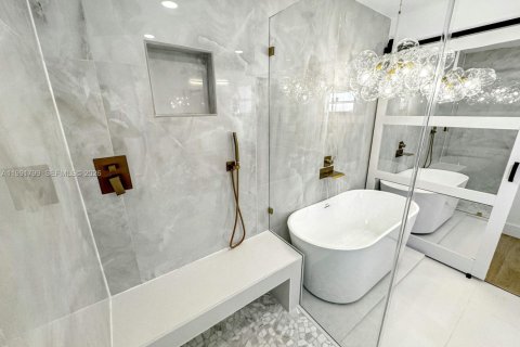 Купить виллу или дом в Холливуд, Флорида 3 спальни, 157.56м2, № 2056540 - фото 26