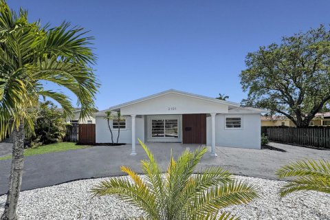 Купить виллу или дом в Холливуд, Флорида 3 спальни, 157.56м2, № 2056540 - фото 2