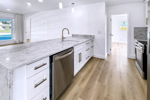 Купить виллу или дом в Холливуд, Флорида 3 спальни, 157.56м2, № 2056540 - фото 10