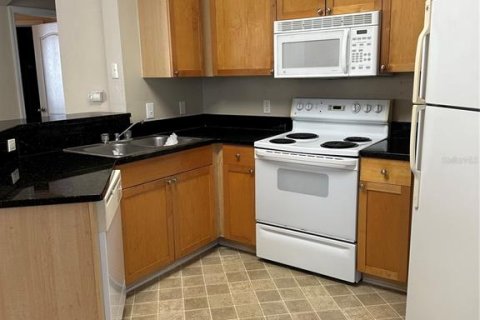 Condo in Orlando, Florida, 2 bedrooms  № 2233295 - photo 7