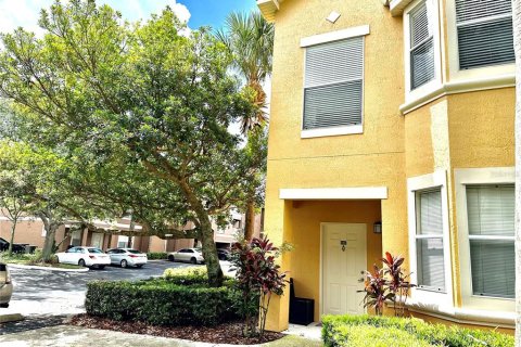 Condo in Orlando, Florida, 2 bedrooms  № 2233295 - photo 15