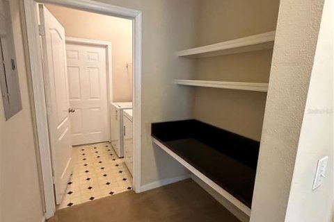 Condo in Orlando, Florida, 2 bedrooms  № 2233295 - photo 9