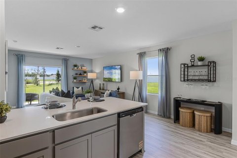 Casa en venta en Winter Haven, Florida, 3 dormitorios, 139.73 m2 № 1917746 - foto 11
