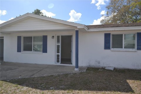 Casa en Holiday, Florida 2 dormitorios, 100.15 m2 № 2093518