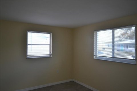 Casa en alquiler en Holiday, Florida, 2 dormitorios, 100.15 m2 № 2093518 - foto 8