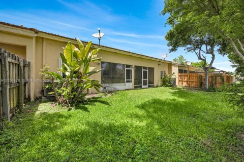 Touwnhouse à vendre à Homestead, Floride: 2 chambres, 98.2 m2 № 2172071 - photo 19