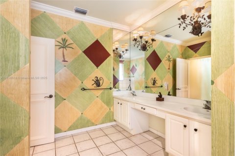 Townhouse in Coral Gables, Florida 3 bedrooms, 186.73 sq.m. № 1819802 - photo 18