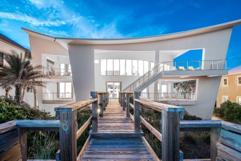 House in Santa Rosa Beach, Florida 5 bedrooms, 555.83 sq.m. № 558541 - photo 1