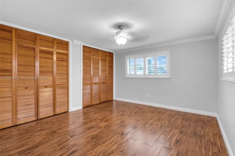 Villa ou maison à vendre à Pembroke Pines, Floride: 3 chambres, 155.7 m2 № 1951212 - photo 21