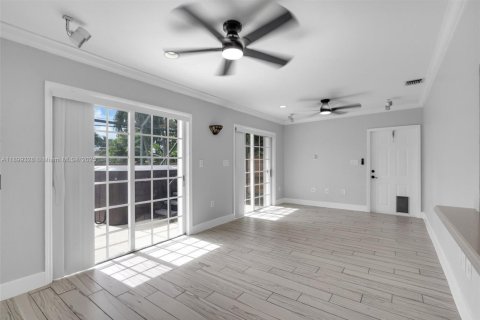 Villa ou maison à vendre à Pembroke Pines, Floride: 3 chambres, 155.7 m2 № 1951212 - photo 15