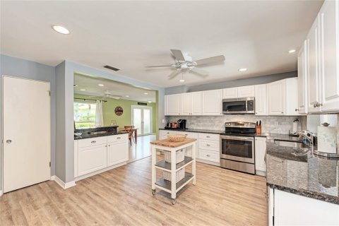 Casa en alquiler en Sarasota, Florida, 3 dormitorios, 185.99 m2 № 1131111 - foto 23