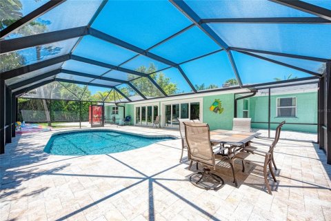 Casa en alquiler en Sarasota, Florida, 3 dormitorios, 185.99 m2 № 1131111 - foto 2