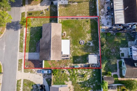 House in Casselberry, Florida 4 bedrooms, 134.34 sq.m. № 1900703 - photo 20