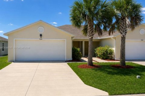 Touwnhouse à vendre à Lehigh Acres, Floride: 3 chambres, 136.38 m2 № 2085673 - photo 30