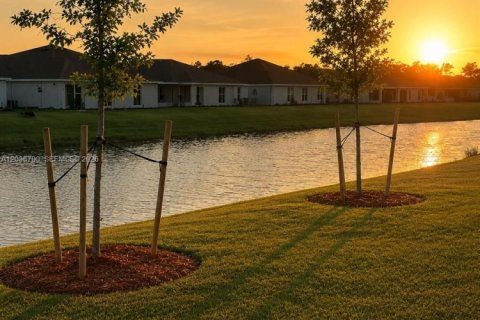 Touwnhouse à vendre à Lehigh Acres, Floride: 3 chambres, 136.38 m2 № 2085673 - photo 28