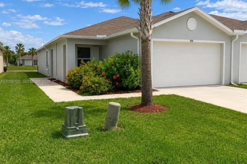 Touwnhouse à Lehigh Acres, Floride 3 chambres, 136.38 m2 № 2085673