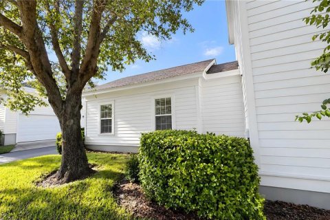 Villa ou maison à vendre à Orlando, Floride: 3 chambres, 153.57 m2 № 2415334 - photo 4