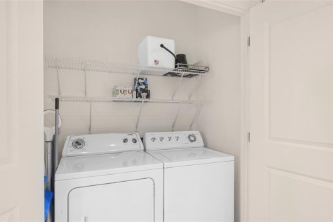 Condo in Sarasota, Florida, 2 bedrooms  № 2215179 - photo 24
