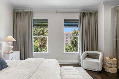 Casa en venta en Saint Petersburg, Florida, 4 dormitorios, 484.67 m2 № 2386038 - foto 28