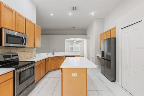 Villa ou maison à louer à Wesley Chapel, Floride: 4 chambres, 200.85 m2 № 2383771 - photo 12