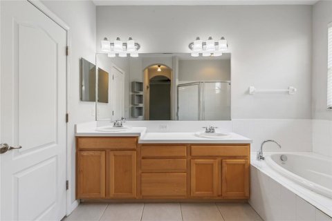 Villa ou maison à louer à Wesley Chapel, Floride: 4 chambres, 200.85 m2 № 2383771 - photo 7