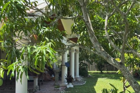 Casa en venta en Palmetto Bay, Florida, 4 dormitorios, 185.06 m2 № 2365881 - foto 19