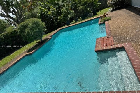Casa en venta en Palmetto Bay, Florida, 4 dormitorios, 185.06 m2 № 2365881 - foto 20