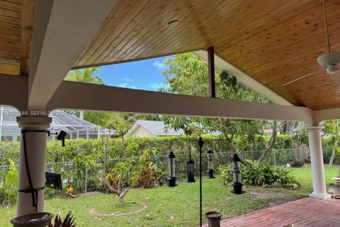 Casa en venta en Palmetto Bay, Florida, 4 dormitorios, 185.06 m2 № 2365881 - foto 14