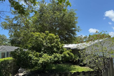 Casa en venta en Palmetto Bay, Florida, 4 dormitorios, 185.06 m2 № 2365881 - foto 10