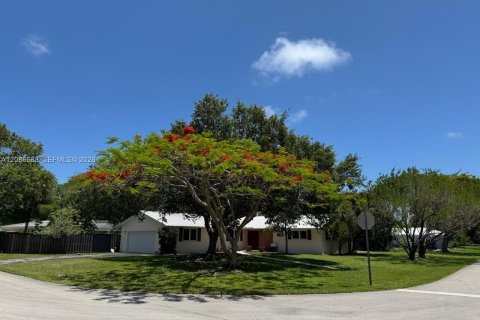 Casa en Palmetto Bay, Florida 4 dormitorios, 185.06 m2 № 2365881