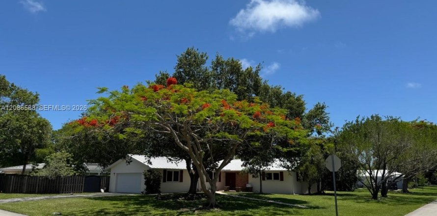 Casa en Palmetto Bay, Florida 4 dormitorios, 185.06 m2 № 2365881