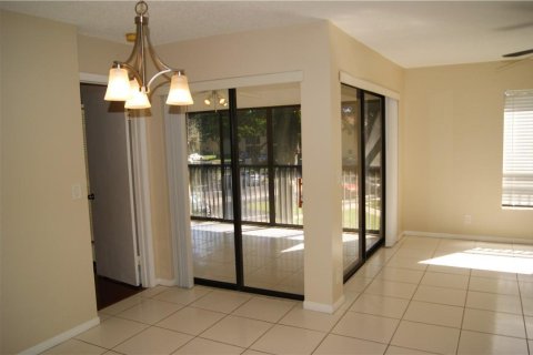 Condo in Coconut Creek, Florida, 2 bedrooms № 2083395 - photo 6