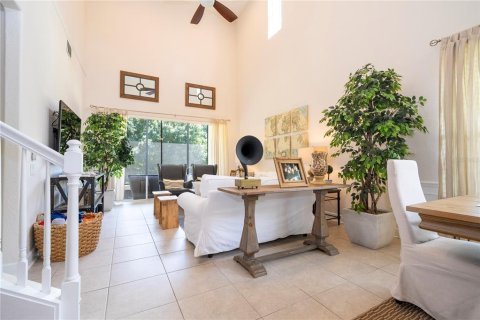Condo in Orlando, Florida, 4 bedrooms  № 1378324 - photo 20