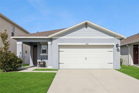Casa en Saint Cloud, Florida 3 dormitorios, 150.5 m2 № 2380757