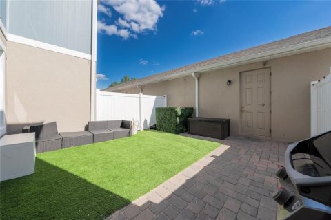 Adosado en venta en Winter Garden, Florida, 3 dormitorios, 160.91 m2 № 2098860 - foto 14
