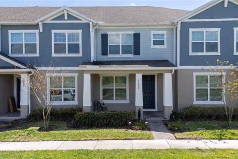Adosado en Winter Garden, Florida 3 dormitorios, 160.91 m2 № 2098860
