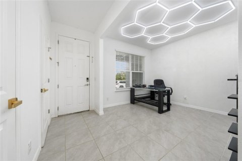 Adosado en venta en Winter Garden, Florida, 3 dormitorios, 160.91 m2 № 2098860 - foto 3