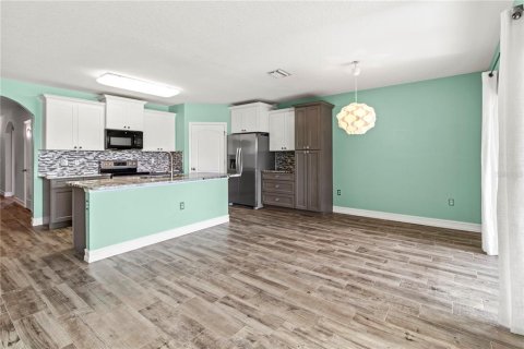 House in Palmetto, Florida 4 bedrooms, 171.5 sq.m. № 1856280 - photo 10