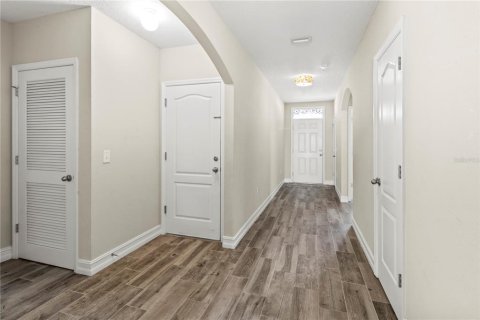 House in Palmetto, Florida 4 bedrooms, 171.5 sq.m. № 1856280 - photo 4