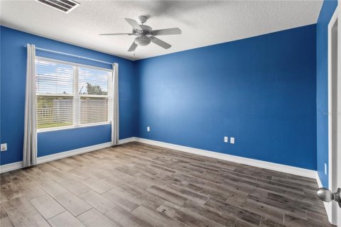 House in Palmetto, Florida 4 bedrooms, 171.5 sq.m. № 1856280 - photo 18