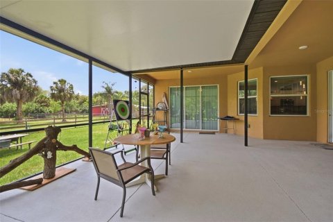 House in Bradenton, Florida 3 bedrooms, 214.98 sq.m. № 2152045 - photo 24