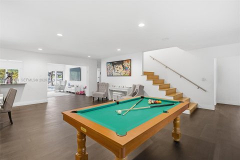 Casa en venta en North Miami, Florida, 5 dormitorios, 345.13 m2 № 2011598 - foto 20