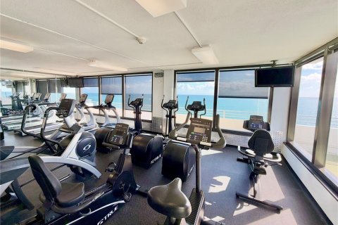 Copropriété à vendre à Miami Beach, Floride: 1 chambre, 78.41 m2 № 2430047 - photo 17