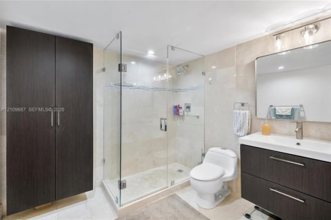 Copropriété à vendre à Miami Beach, Floride: 1 chambre, 78.41 m2 № 2430047 - photo 13