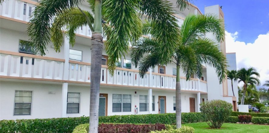Condominio en Boca Raton, Florida, 2 dormitorios № 1181950