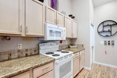 Купить виллу или дом в Леканто, Флорида 7 комнат, 187.38м2, № 1555904 - фото 13