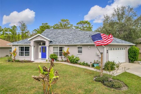 House in Lecanto, Florida 3 bedrooms, 187.38 sq.m. № 1555904 - photo 1