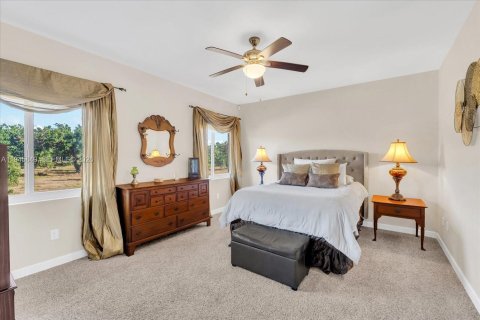 Casa en venta en Homestead, Florida, 4 dormitorios, 221.39 m2 № 2002536 - foto 15