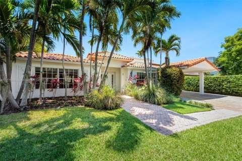 Villa ou maison à vendre à Key Biscayne, Floride: 5 chambres, 306.3 m2 № 2059856 - photo 23